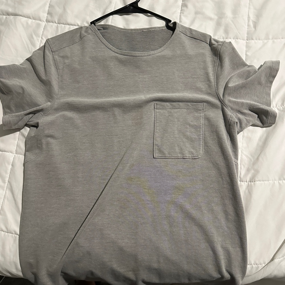 Grey lululemon t shirt